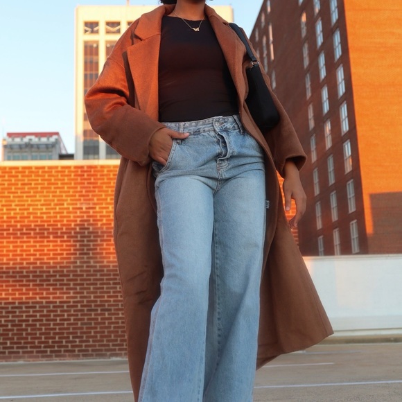 Handmade wool-blend, double-breasted longline coat - Picture 5 of 6